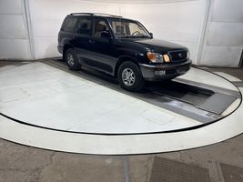 2001 LEXUS LX 470 