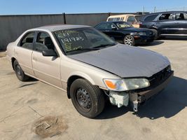 2001 TOYOTA CAMRY CE