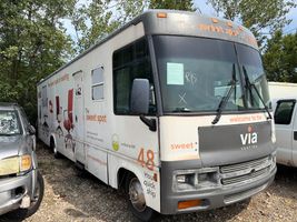2001 FORD CHASSIS MOTORHOME 