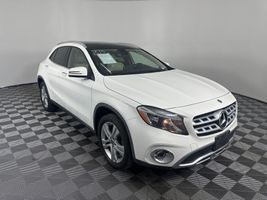 2019 MERCEDES-BENZ GLA GLA250