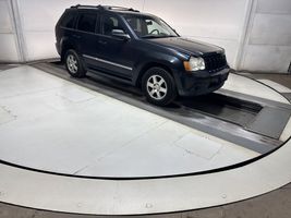 2010 JEEP GRAND CHEROKEE LAREDO