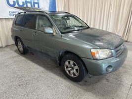 2005 TOYOTA HIGHLANDER 