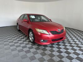 2011 TOYOTA CAMRY SE