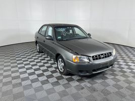 2002 HYUNDAI ACCENT GL