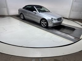 2005 MERCEDES-BENZ CLK CLASS CLK320