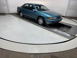 1992 FORD TAURUS LX