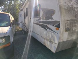 2004 KEYSTONE COUGER 