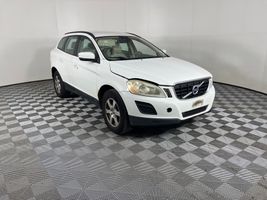 2011 VOLVO XC60 BASE