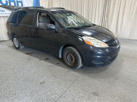 2008 TOYOTA SIENNA 