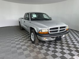 2003 DODGE DAKOTA SPORT