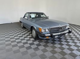 1987 MERCEDES-BENZ 560 SERIES SL