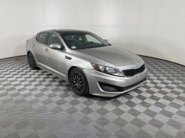 2011 KIA OPTIMA SX