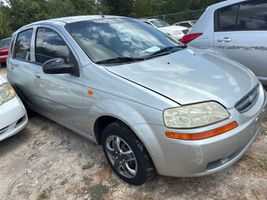 2004 CHEVROLET AVEO LS