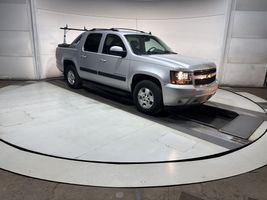 2011 CHEVROLET AVALANCHE LT