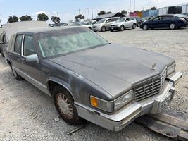 1992 CADILLAC DEVILLE 