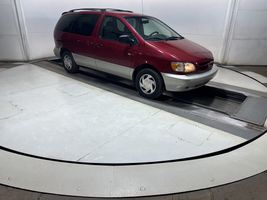 2000 TOYOTA SIENNA LE