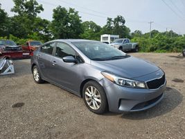 2017 KIA FORTE S