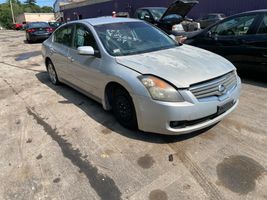 2009 NISSAN ALTIMA 