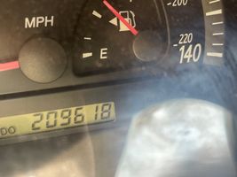 2002 TOYOTA CAMRY LE V6