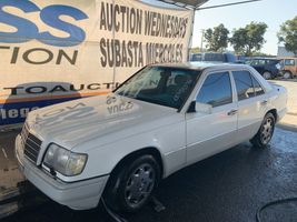1994 MERCEDES-BENZ E CLASS E420