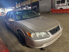 2000 TOYOTA CAMRY 