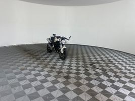 2009 DUCATI MONSTER 696 