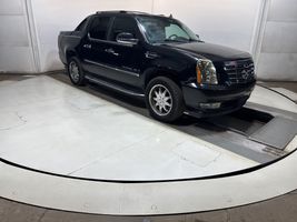2009 CADILLAC ESCALADE EXT