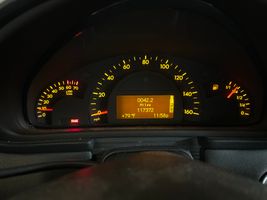 2004 MERCEDES-BENZ C CLASS C320