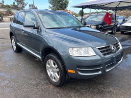 2004 VOLKSWAGEN TOUAREG