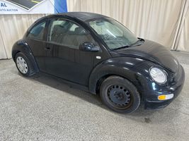 2002 VOLKSWAGEN NEW BEETLE GL