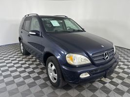 2002 MERCEDES-BENZ M CLASS ML320