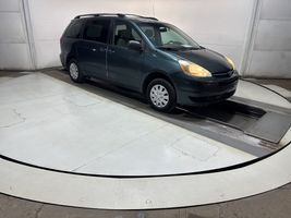2005 TOYOTA SIENNA CE 7-PASSENGER