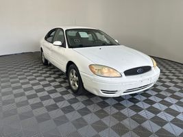 2005 FORD TAURUS SEL