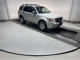 2009 FORD ESCAPE XLT