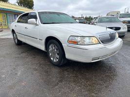 2003 LINCOLN TOWN CAR