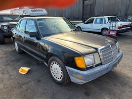 1987 MERCEDES-BENZ 300D 
