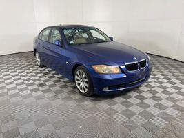 2007 BMW 3-SERIES 328XI