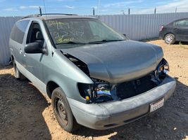 1999 TOYOTA SIENNA 