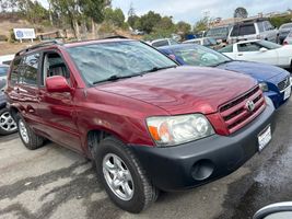 2004 TOYOTA HIGHLANDER
