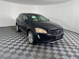 2015 VOLVO XC60 