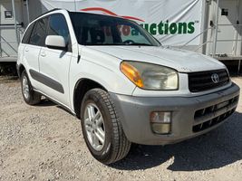 2001 TOYOTA RAV4 