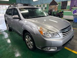 2011 SUBARU OUTBACK