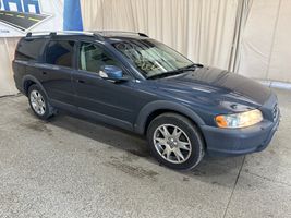 2007 VOLVO XC70 