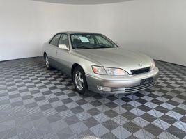 1999 LEXUS ES 300 