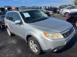 2010 SUBARU FORESTER 