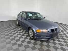 2001 BMW 3-SERIES 325I