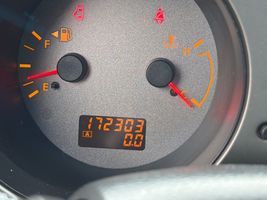 2005 NISSAN MAXIMA 