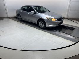 2010 HONDA ACCORD LX