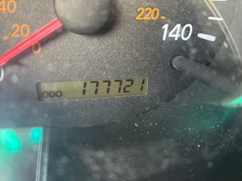 2004 TOYOTA HIGHLANDER 