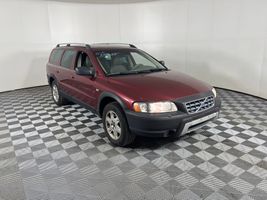 2006 VOLVO XC70 